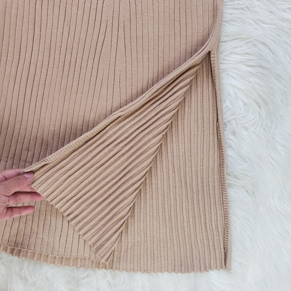 NEW Wayf BFF Hollie Long Sleeve Sweater Dress - Picture 5 of 8